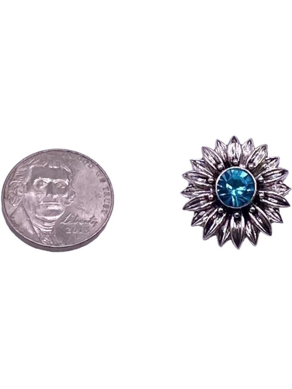 Ginger Snap #203 - “Aqua & Silver Sunflower” For 18mm Snap Jewelry!